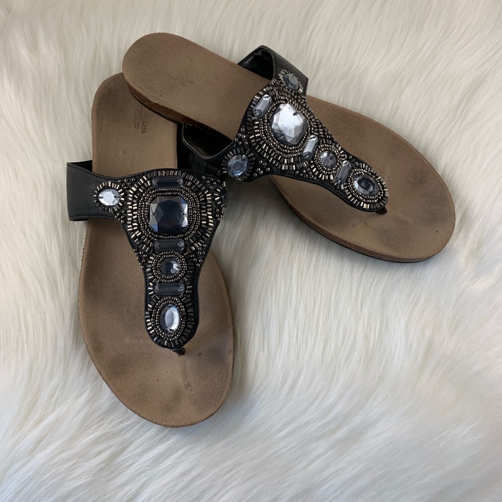 Simply Vera Vera Wang Flip Flops